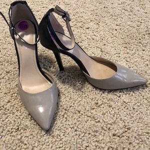 BCBG Ankle Strap Taupe & Black Pointed toe heels